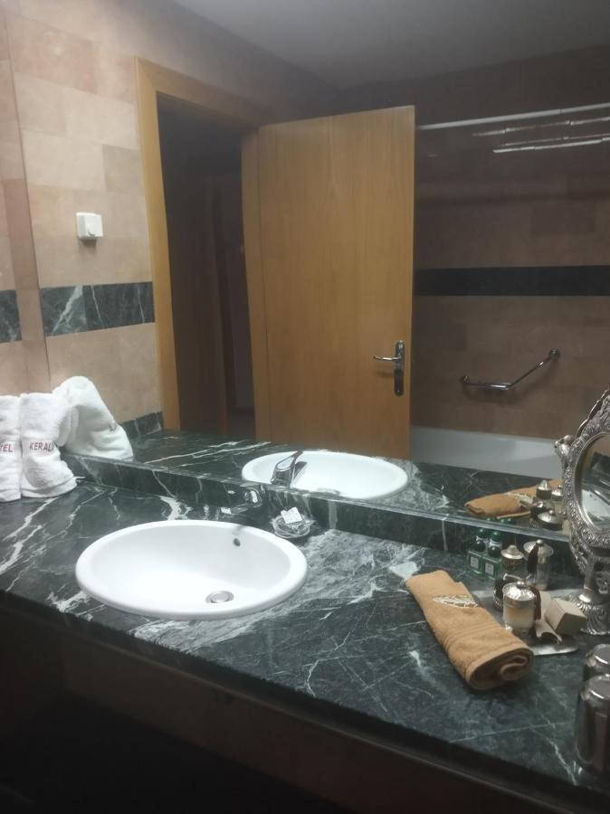 Hotel Kerala San Esteban de Pravia 외부 사진